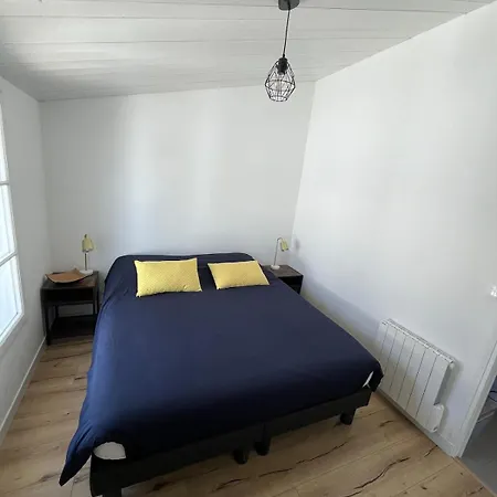 Charmante Maison De Gros-jonc Holiday home